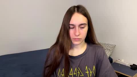 alicekollt online show from 04/25/26, 08:50