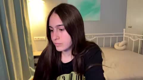alicekollt online show from 06/15/26, 05:59