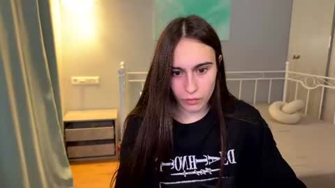alicekollt online show from 07/06/26, 10:01