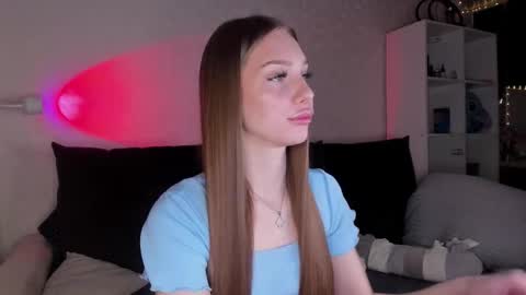 Alice online show from 11/25/25, 04:56