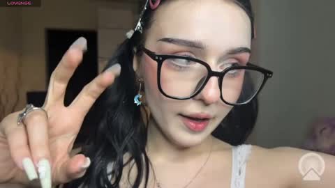 Snapshot of alicelannei chatting on 04/23/26, 07:38 Alice loves chips online show from 04/23/26, 07:38