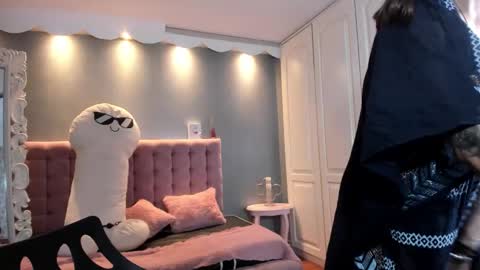 Alice online show from 02/18/26, 01:29