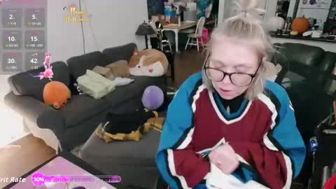 Alice Liddell online show from 10/17/25, 07:38