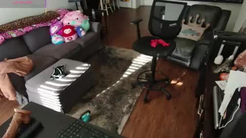 Snapshot of aliceliddell710 chatting on 03/21/26, 03:04 Alice Liddell online show from 03/21/26, 03:04