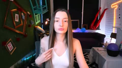 Alice online show from 10/06/25, 12:46