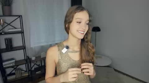 Serena online show from 11/26/25, 07:42