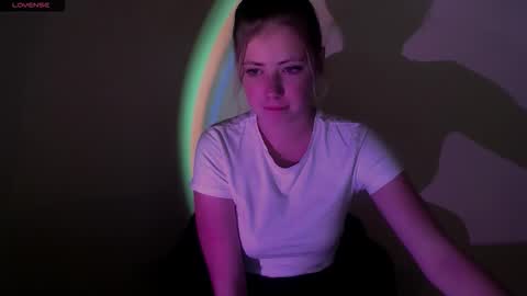 Alice online show from 09/26/25, 06:50