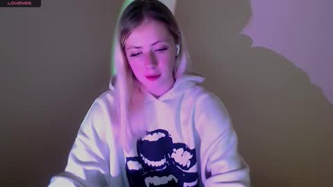 Alice online show from 09/29/25, 12:43