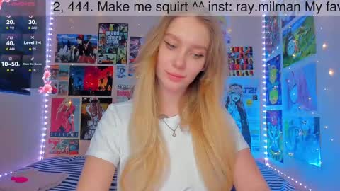 Snapshot of alicemilman chatting on 01/05/25, 11:59 Alice  online show from 01/05/25, 11:59