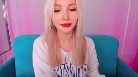 alicemonro online show from 11/05/25, 01:27