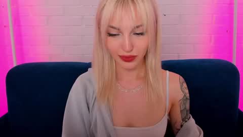 Snapshot of alicemonro chatting on 07/09/26, 01:53 alicemonro online show from 07/09/26, 01:53