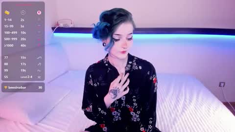 Alice online show from 10/05/25, 06:12