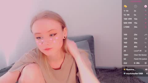 Snapshot of alicenya chatting on 04/10/26, 06:18 Alice online show from 04/10/26, 06:18