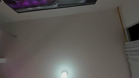 Snapshot of alicepoixxxon chatting on 07/06/26, 03:36 ALICE online show from 07/06/26, 03:36