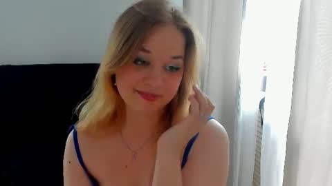 Snapshot of alicepopsy chatting on 06/15/26, 02:30 Alice online show from 06/15/26, 02:30