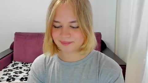 Snapshot of alicepopsy chatting on 07/20/26, 02:52 Alice online show from 07/20/26, 02:52