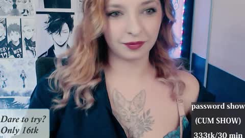 aliceriddle1 online show from 03/22/26, 06:33