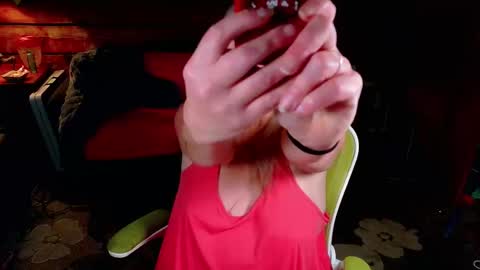 Snapshot of alicescuriosity chatting on 11/21/25, 04:55 Alices Curiosity online show from 11/21/25, 04:55