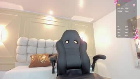          online show from 03/04/26, 12:33