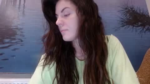 AliceTailorrr online show from 10/21/25, 05:08