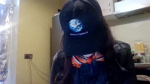 AliceTailorrr online show from 05/05/26, 06:43