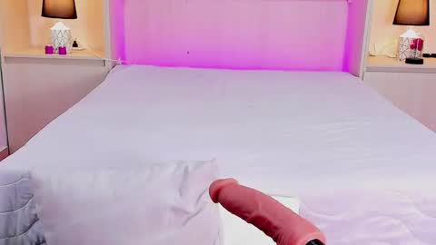 A L I C E  T H U N D E R online show from 02/23/25, 04:17