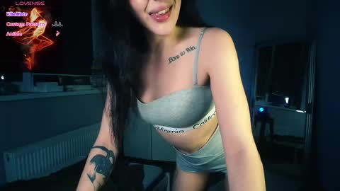 Snapshot of aliceturnon chatting on 05/21/26, 10:39 Alice online show from 05/21/26, 10:39