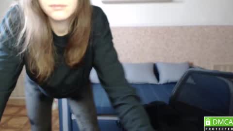Snapshot of alicewonderful22 chatting on 01/03/25, 12:30 Alice online show from 01/03/25, 12:30