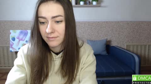 Snapshot of alicewonderful22 chatting on 03/01/25, 12:45 Alice online show from 03/01/25, 12:45