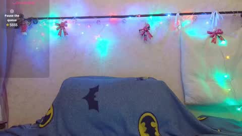 Snapshot of alicewoolfy chatting on 12/30/24, 09:29 AliceWoolfy online show from 12/30/24, 09:29