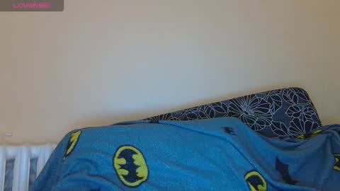 Snapshot of alicewoolfy chatting on 09/22/25, 08:33 AliceWoolfy online show from 09/22/25, 08:33