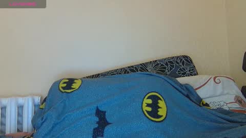 Snapshot of alicewoolfy chatting on 09/28/25, 10:04 AliceWoolfy online show from 09/28/25, 10:04