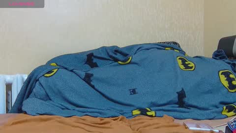 Snapshot of alicewoolfy chatting on 11/14/25, 08:29 AliceWoolfy online show from 11/14/25, 08:29