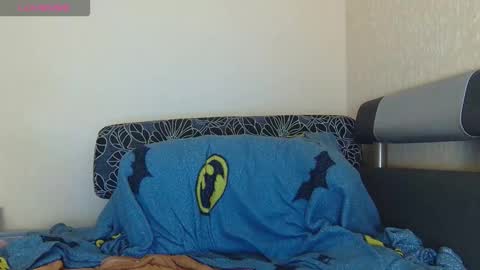 Snapshot of alicewoolfy chatting on 12/15/25, 10:03 AliceWoolfy online show from 12/15/25, 10:03