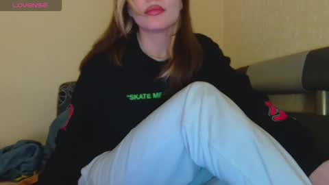 Snapshot of alicewoolfy chatting on 02/07/26, 10:46 AliceWoolfy online show from 02/07/26, 10:46