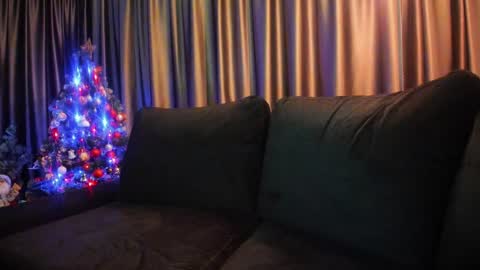 Snapshot of alicexsquirt chatting on 12/22/24, 07:33 Alice online show from 12/22/24, 07:33