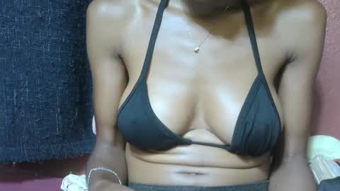 Snapshot of alicia253177 chatting on 03/12/25, 10:37 alicia253177 online show from 03/12/25, 10:37