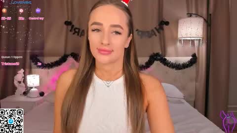 Mia online show from 12/19/25, 02:07