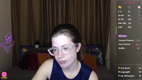 Snapshot of alicia_folow chatting on 03/10/25, 12:40 Alicia online show from 03/10/25, 12:40