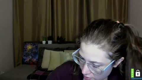 Snapshot of alicia_folow chatting on 10/09/25, 11:08 Alicia online show from 10/09/25, 11:08