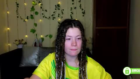 Snapshot of alicia_folow chatting on 03/02/26, 05:08 Alicia online show from 03/02/26, 05:08