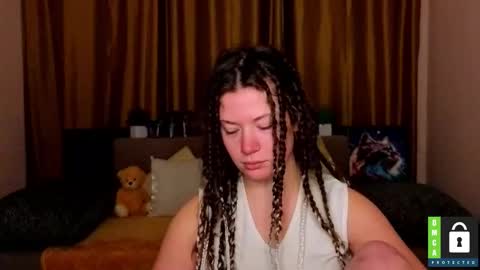 Snapshot of alicia_folow chatting on 03/03/26, 06:52 Alicia online show from 03/03/26, 06:52