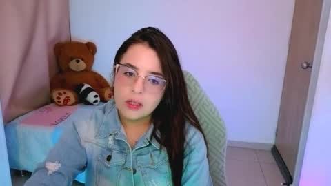 Snapshot of alicia_hotxx chatting on 03/24/26, 06:02 alison online show from 03/24/26, 06:02