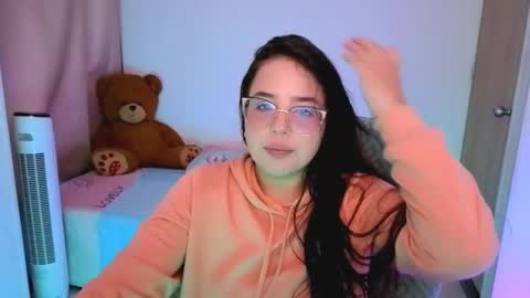 Snapshot of alicia_hotxx chatting on 04/07/26, 06:19 alison online show from 04/07/26, 06:19