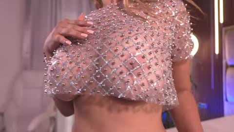 Snapshot of alicia_lang chatting on 11/16/25, 02:55 Alicia Lang online show from 11/16/25, 02:55