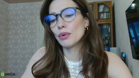 Snapshot of alicia_savory chatting on 02/05/26, 04:28 Alicia online show from 02/05/26, 04:28