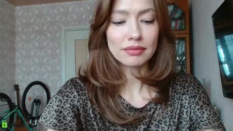 Snapshot of alicia_savory chatting on 03/21/26, 08:19 Alicia online show from 03/21/26, 08:19