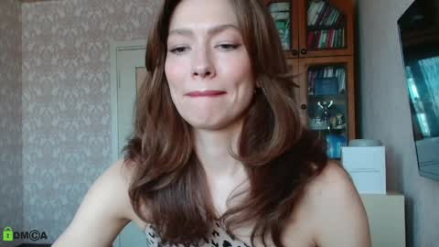 Snapshot of alicia_savory chatting on 03/27/26, 05:13 Alicia online show from 03/27/26, 05:13