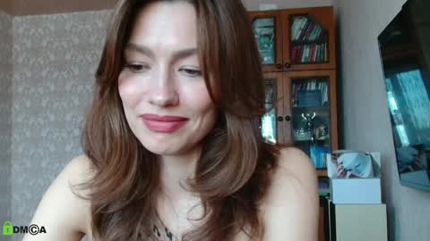 Snapshot of alicia_savory chatting on 03/27/26, 08:26 Alicia online show from 03/27/26, 08:26