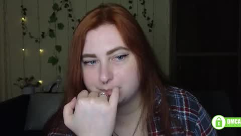 Snapshot of aliciaaared_kis chatting on 03/17/26, 06:28 Alicia online show from 03/17/26, 06:28